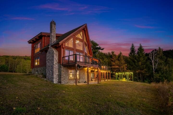 Mountain Vista interior